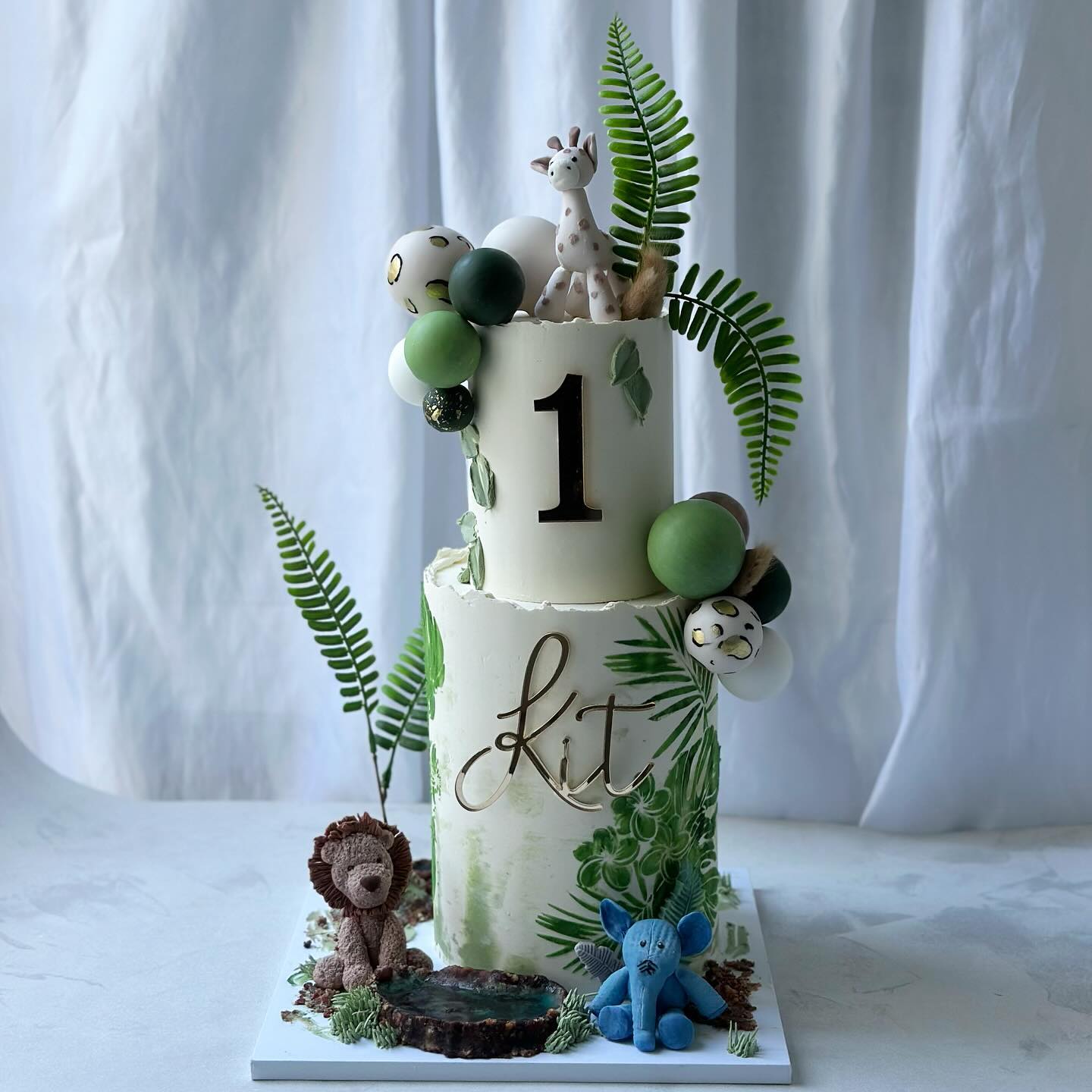Children's birthday cake design 9